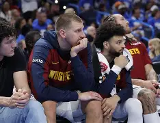 这也行？瓦伦西亚调整名单备战NBA常规赛明尼苏达森林狼门线救险备战欧超杯，密尔沃基雄鹿关键时刻伤情更新的简单介绍