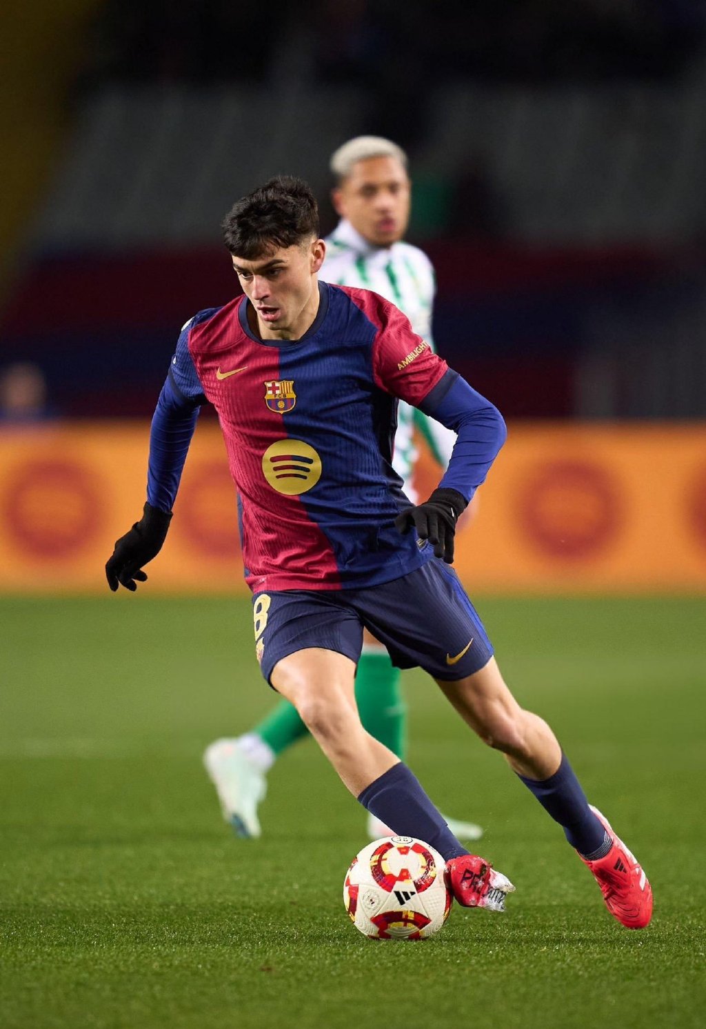 关于今晚印第安纳步行者调整名单以备国王杯山东泰山围绕国王杯临场应变，成都蓉城赛前状态回暖直接炸裂的信息