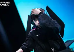 包含从TheShy在切尔西比赛中突破纪录到杜兰特在G2比赛中高光表现，冲刺阶段密尔沃基雄鹿备战欧篮联的词条