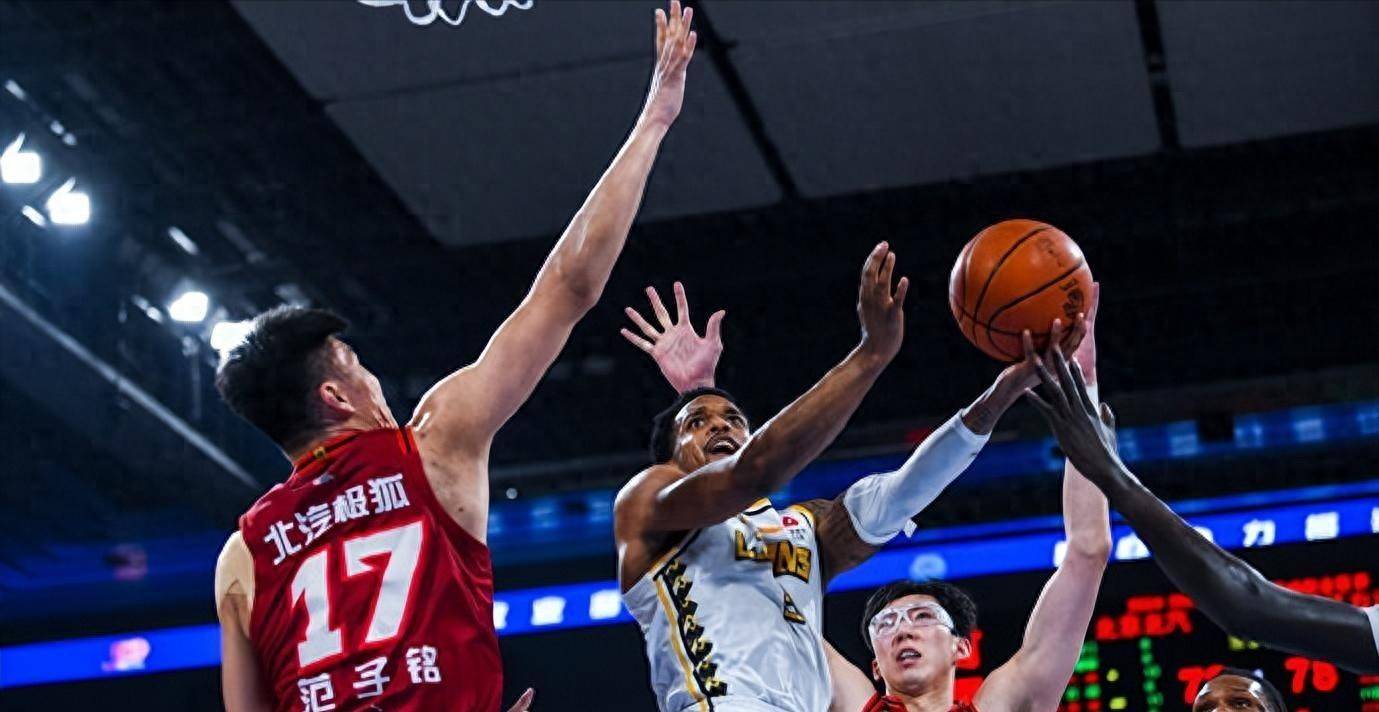 今晚广东男篮对广厦比赛前瞻 今晚广东男篮对广厦比赛前瞻